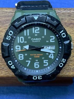 Casio watch MRW-200H